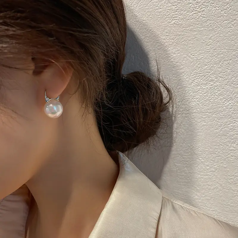 Pearl French Earrings Light Luxury Elegant — feature 7