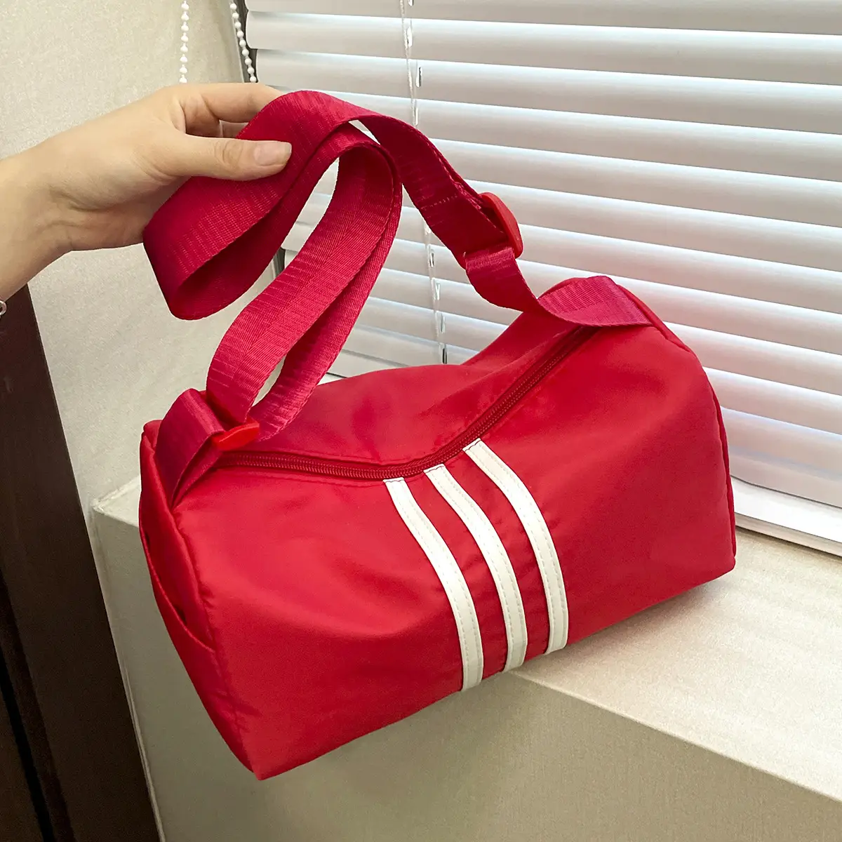 Red Japanese Crossbody Bag for Women Large Capacity Leather Goods - Image 2