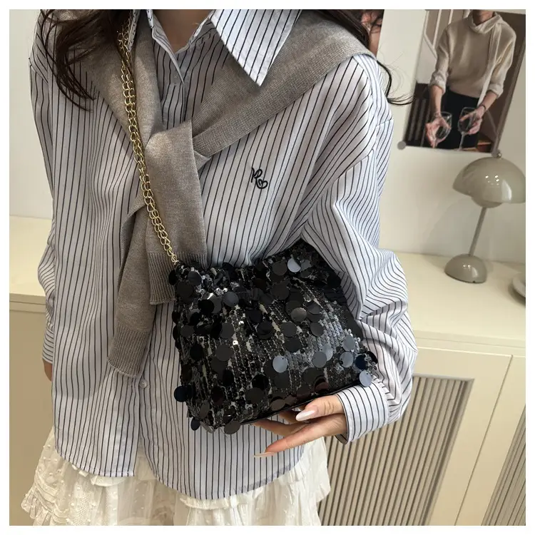 High-End Silver Sequin Crossbody Bag for Women — feature 16