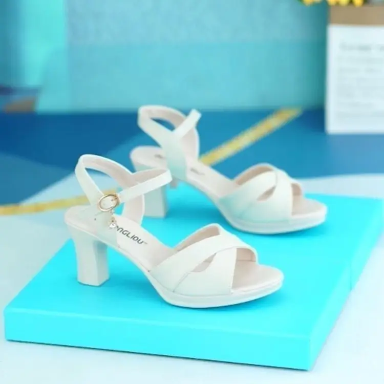 Women's White Leather Heel Sandals 2025 Summer — feature 16