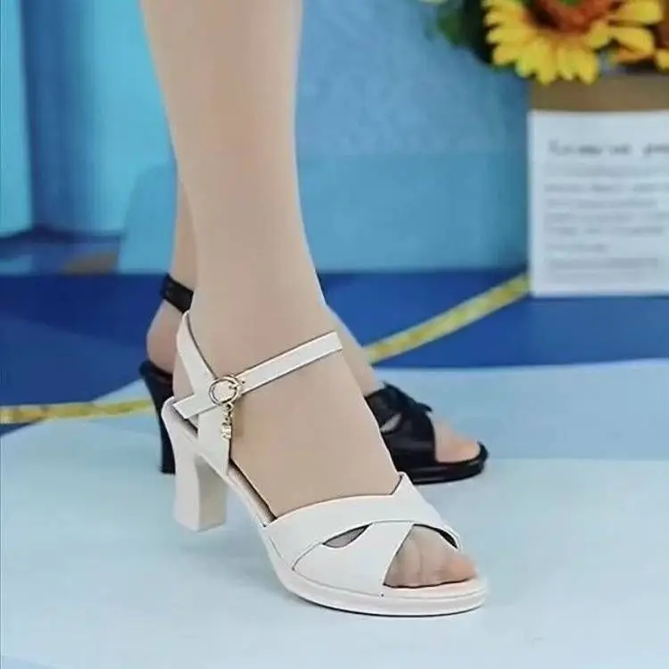 Women's White Leather Heel Sandals 2025 Summer — feature 8
