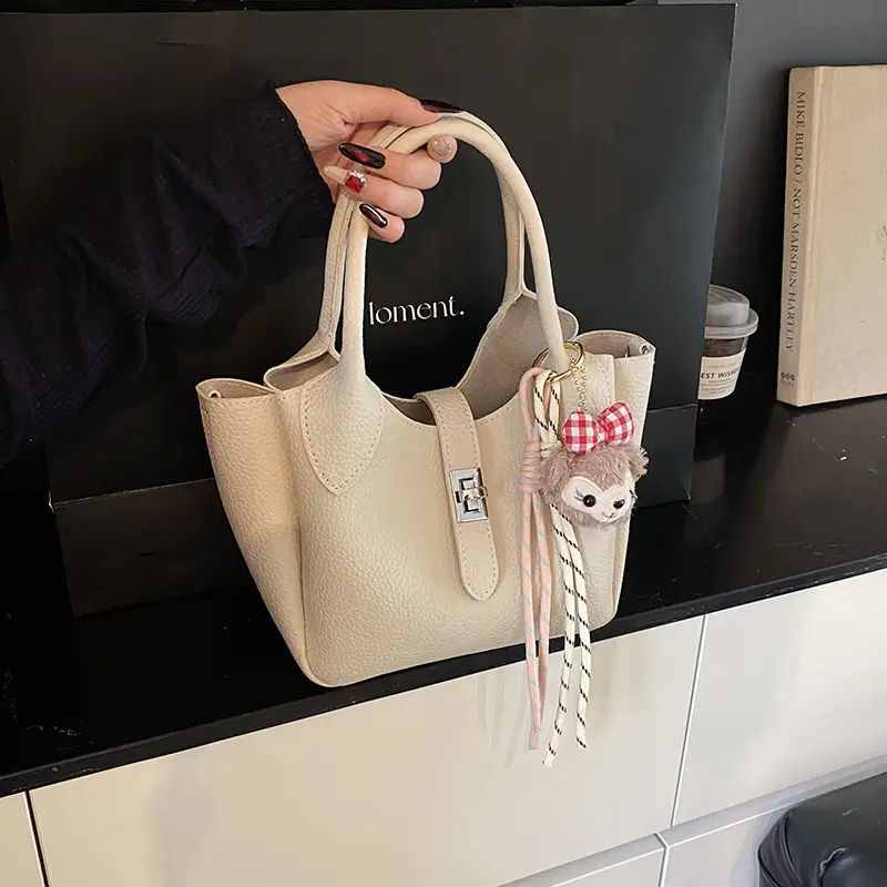 Women's Cream Teddy Bear Crossbody Bag 2025 - Image 8