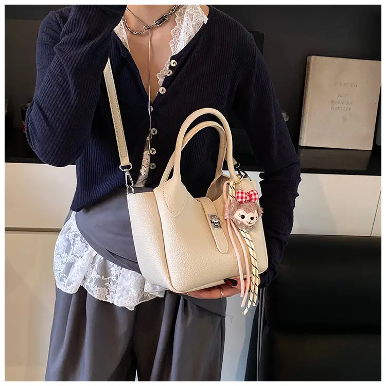 Women's Cream Teddy Bear Crossbody Bag 2025 — feature 17