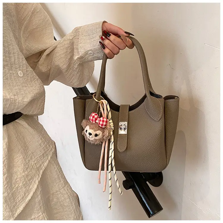 Women's Cream Teddy Bear Crossbody Bag 2025 — feature 22