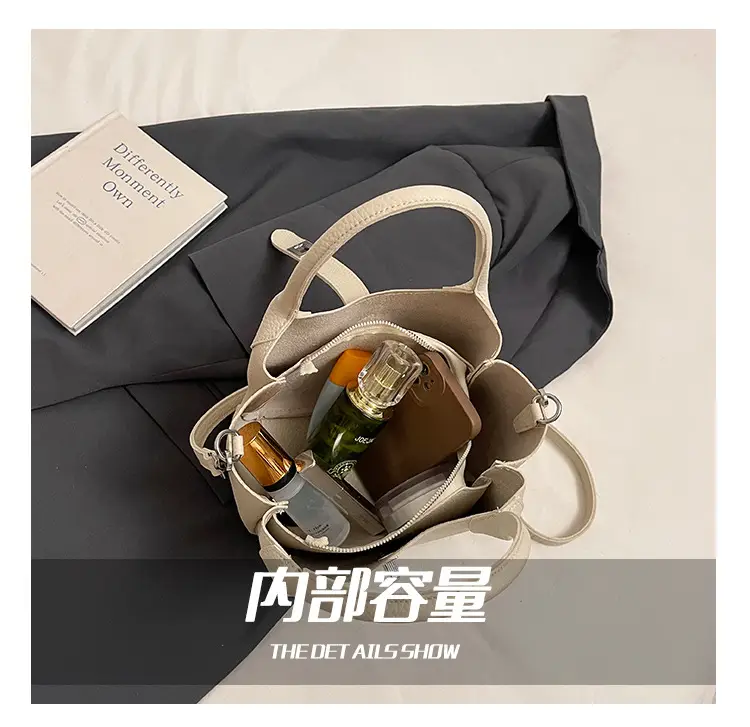 Women's Cream Teddy Bear Crossbody Bag 2025 — feature 5