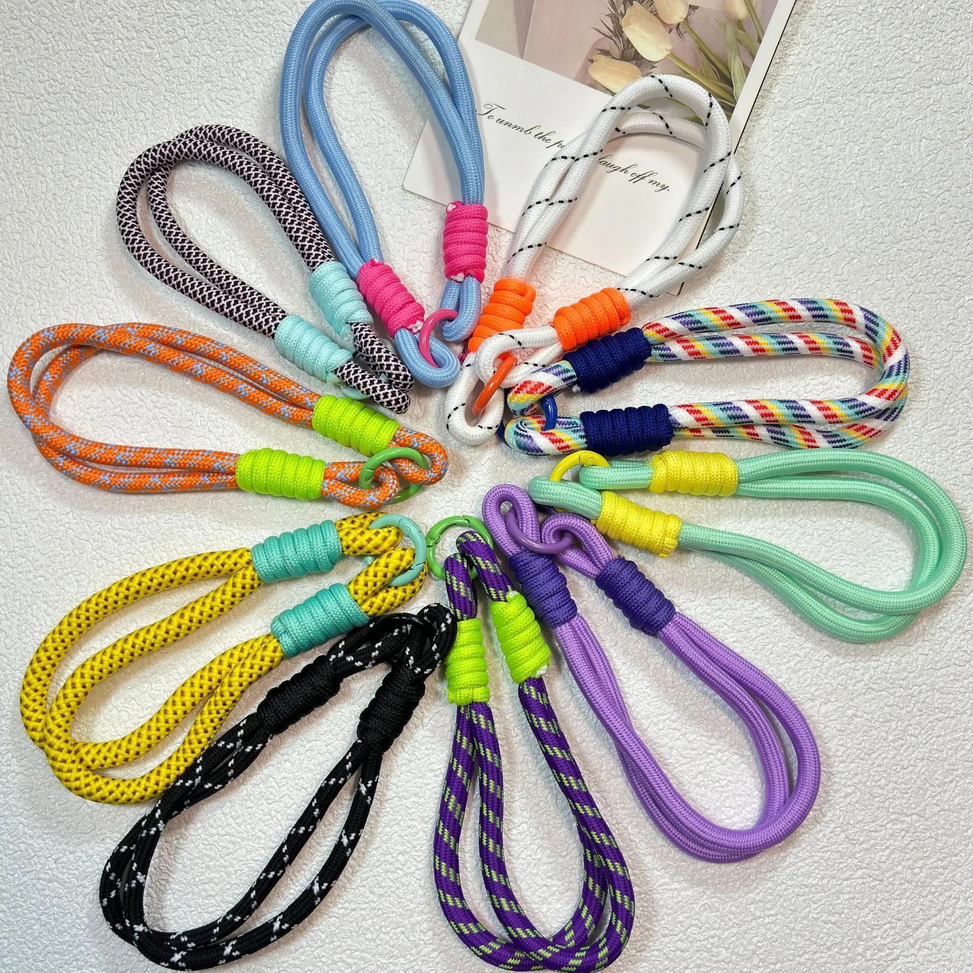 Contrast Rope with Mobile Phone Case Pendant Drop-Resistant Men Women - Image 11