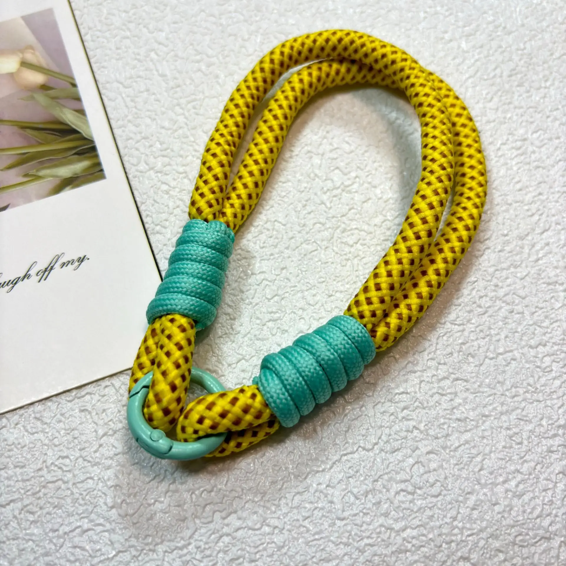 Contrast Rope with Mobile Phone Case Pendant Drop-Resistant Men Women — feature 14