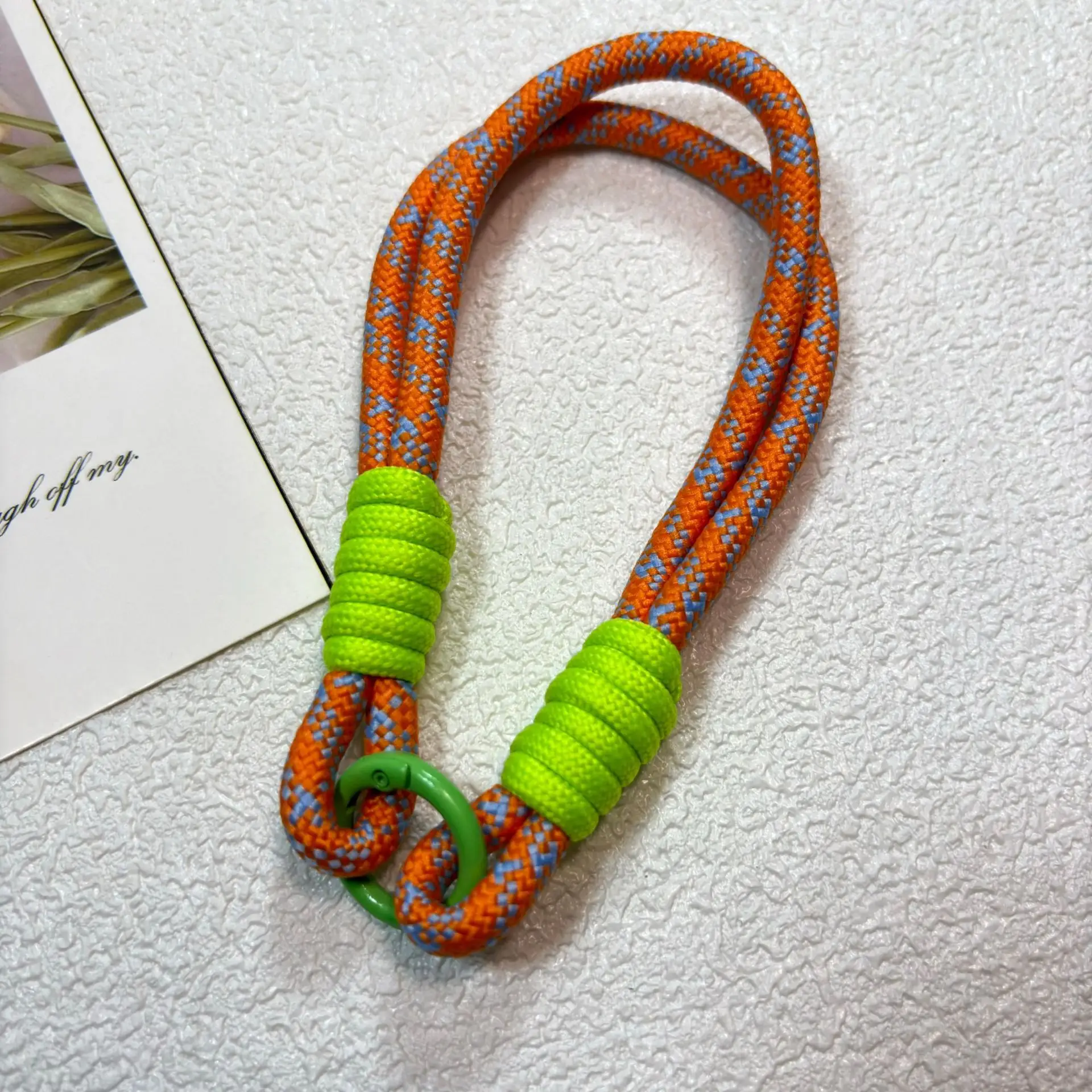 Contrast Rope with Mobile Phone Case Pendant Drop-Resistant Men Women - Image 2
