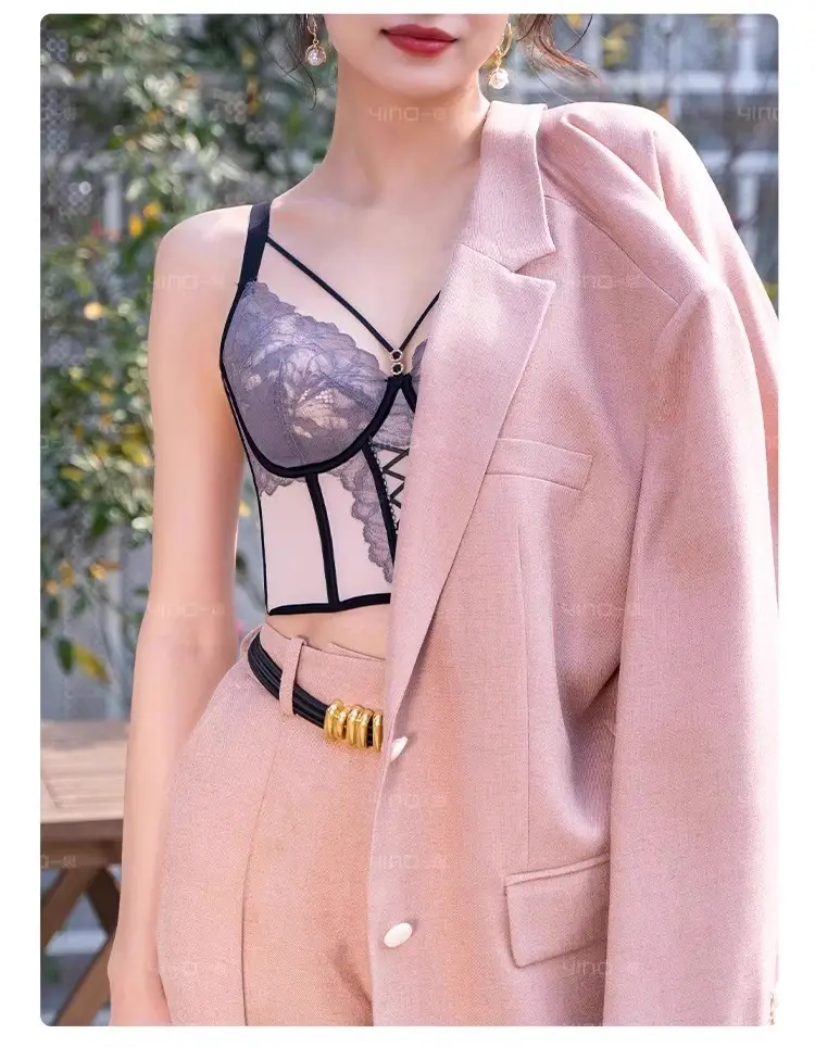 Yina Push-Up Bra for Large Busts to Appear Smaller — feature 12