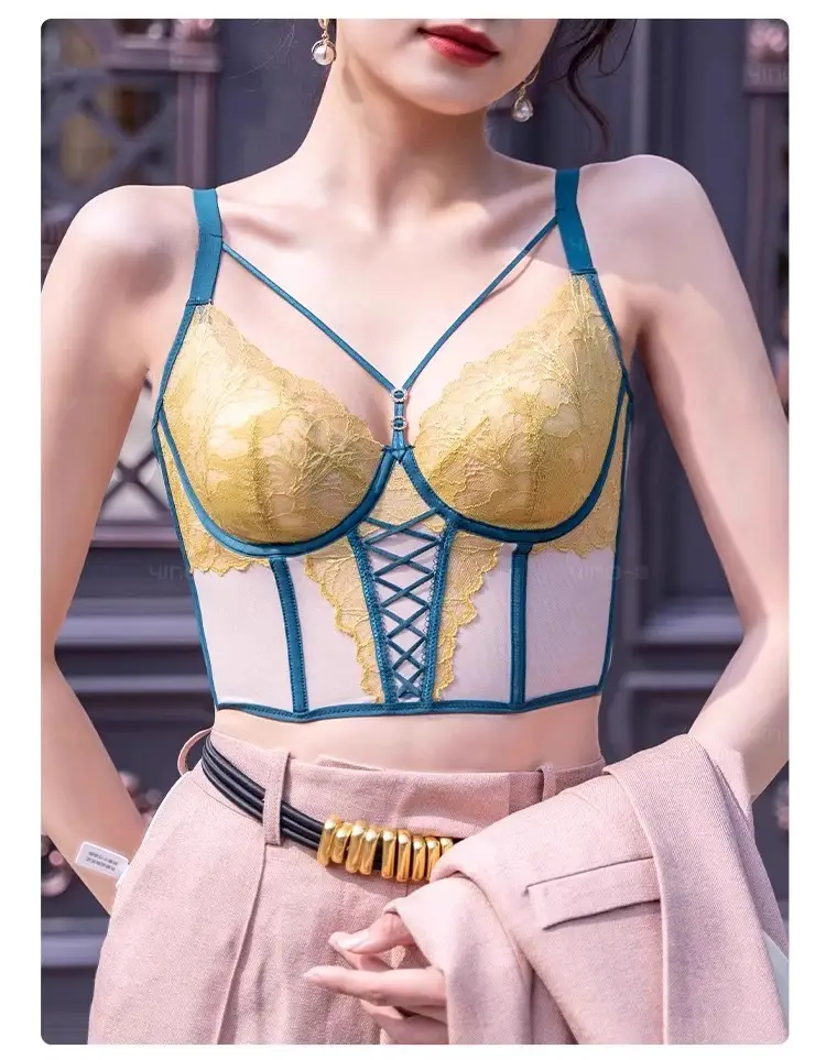Yina Push-Up Bra for Large Busts to Appear Smaller — feature 15