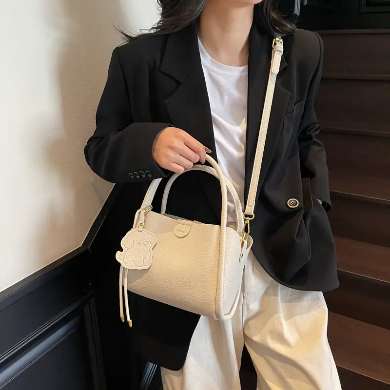 Women's Beige Leather Hand Bag with Gold Hardware - Image 5