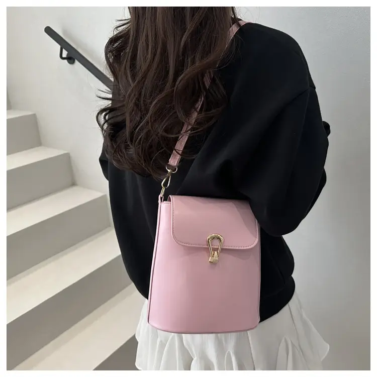 Brown Leather Bucket Bag for Women 2025 — feature 15