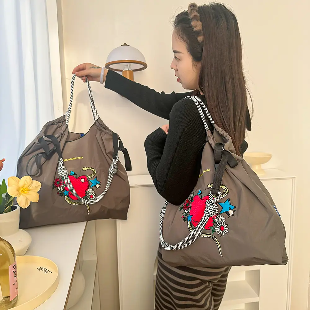 2025 Snake Embroidered Cartoon Bags Large Capacity — feature 8
