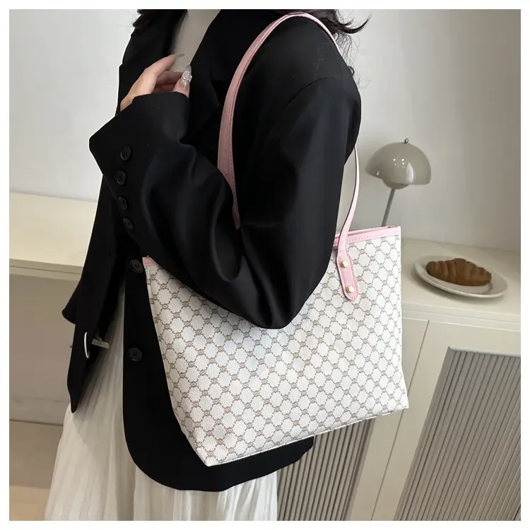 Women's Cross-border Patterned Shoulder Bag 2025 Spring — feature 13