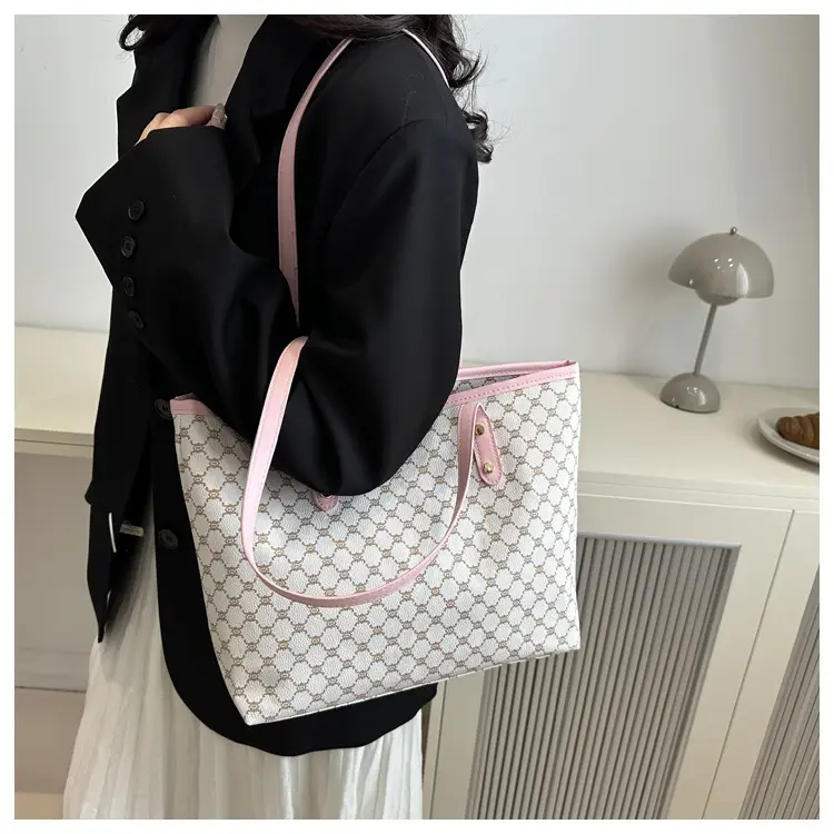 Women's Cross-border Patterned Shoulder Bag 2025 Spring — feature 15