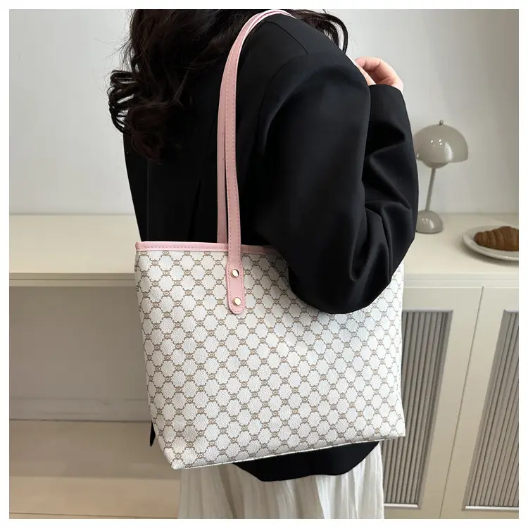 Women's Cross-border Patterned Shoulder Bag 2025 Spring — feature 16