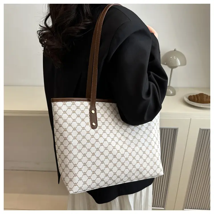Women's Cross-border Patterned Shoulder Bag 2025 Spring — feature 22