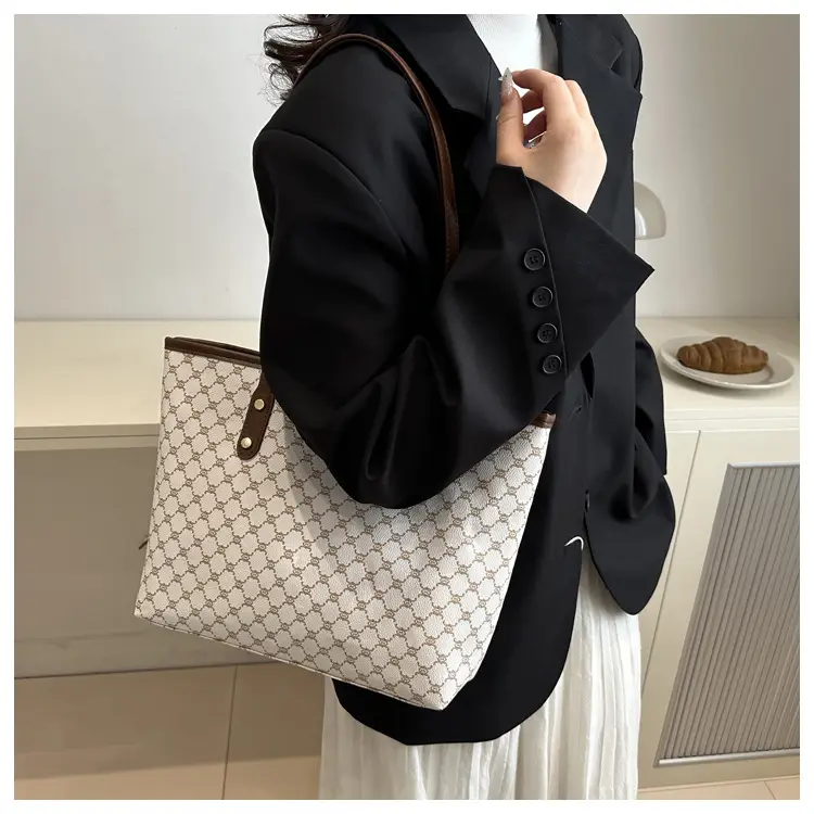 Women's Cross-border Patterned Shoulder Bag 2025 Spring — feature 24