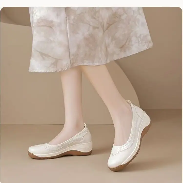 Explosions Soft Sole Comfortable Mother Rocking Women's Shoes 2025 Spring and Summer New Breathable Casual Shallow Mouth Single Shoes Lazy Shoes - Image 6