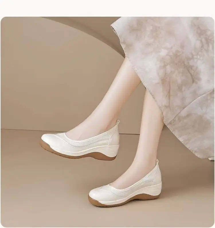 Explosions Soft Sole Comfortable Mother Rocking Women's Shoes 2025 Spring and Summer New Breathable Casual Shallow Mouth Single Shoes Lazy Shoes — feature 5
