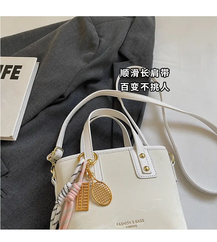 Women's Light Grey Quilted Shoulder Bag with Gold Plated Handles — feature 4