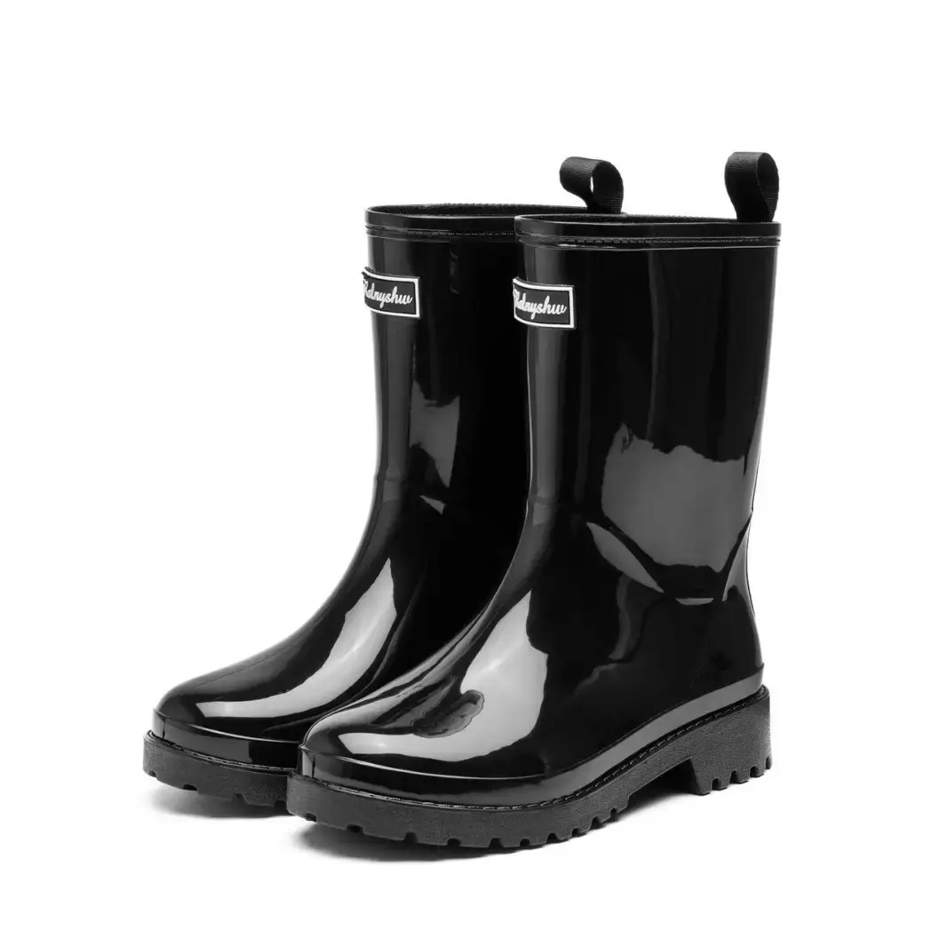 Cross-border Daifa Women's Mid-barrel Non-slip Rain Boots PVC Black Waterproof overshoes Fashion Japanese and Korean Fashion Water Boots Women's Shoes - Image 5
