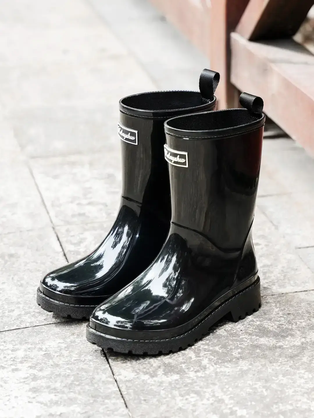 Cross-border Daifa Women's Mid-barrel Non-slip Rain Boots PVC Black Waterproof overshoes Fashion Japanese and Korean Fashion Water Boots Women's Shoes — feature 8