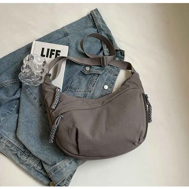 Japanese Style Crossbody Bag Large Capacity Solid Color — feature 15