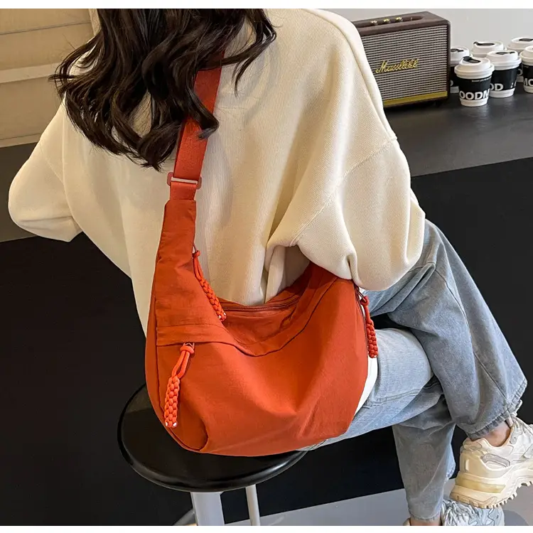 Japanese Style Crossbody Bag Large Capacity Solid Color — feature 31