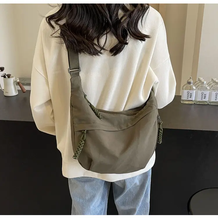 Japanese Style Crossbody Bag Large Capacity Solid Color — feature 33