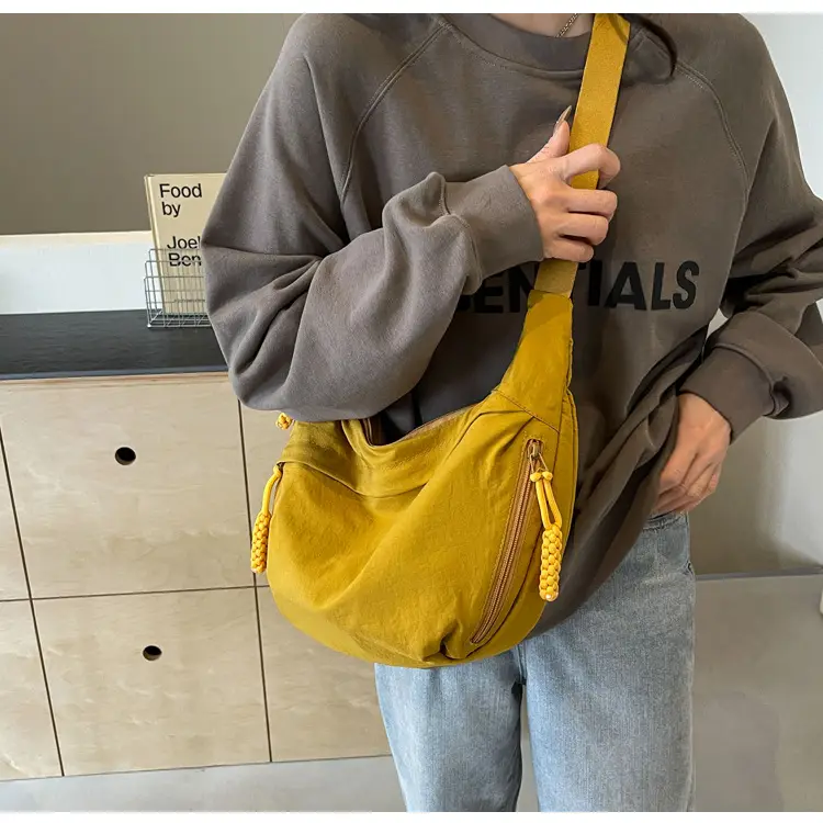 Japanese Style Crossbody Bag Large Capacity Solid Color — feature 43