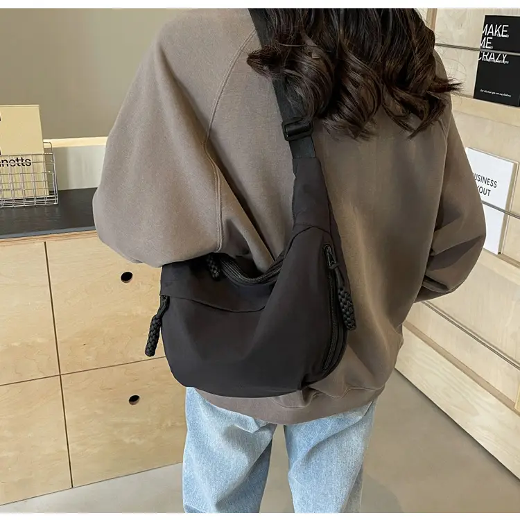 Japanese Style Crossbody Bag Large Capacity Solid Color — feature 46