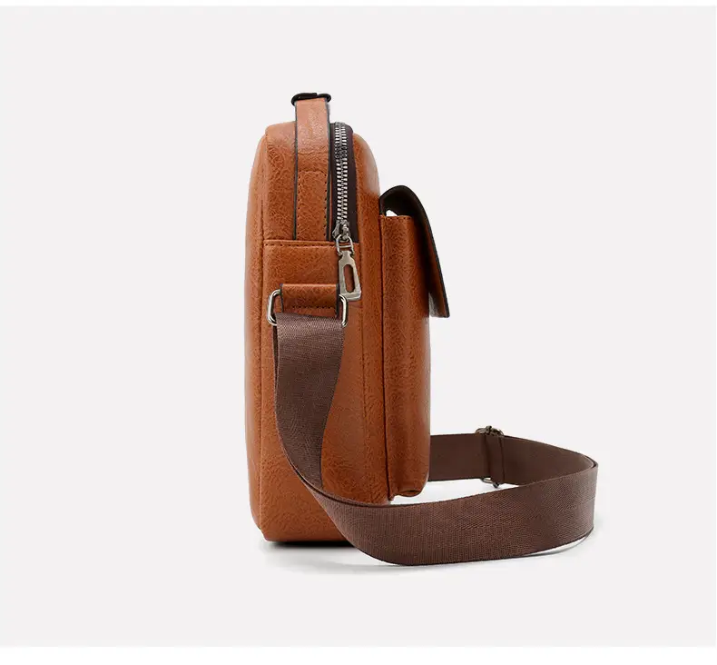Men's Retro Leather Shoulder Crossbody Bag Black — feature 22