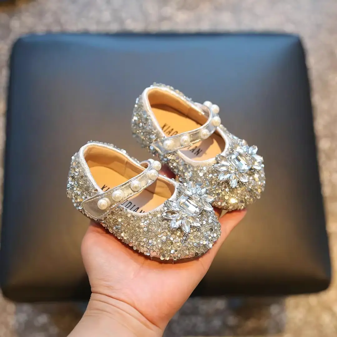 Baby Toddler Shoes Soft Sole Non-slip Single Shoes Spring and Autumn Baby Princess Shoes Bright Diamond Western Girl Shoes 3 Years Old