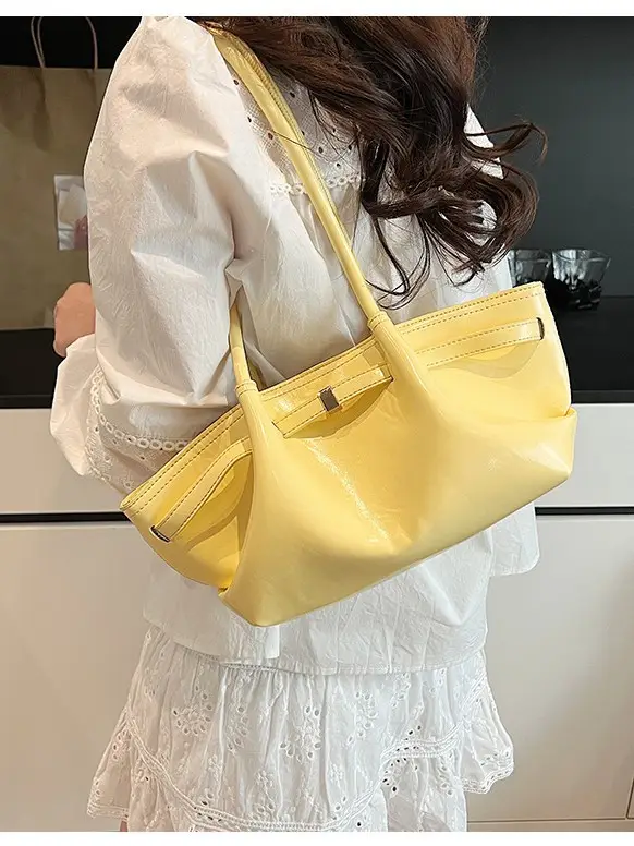 Silver Pleated Shoulder Bag for Women 2026 - Image 9