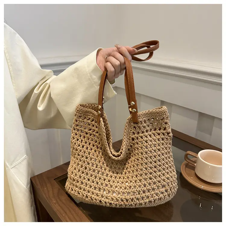 Women's Woven Straw Shoulder Bag Large Capacity New 2025 — feature 13