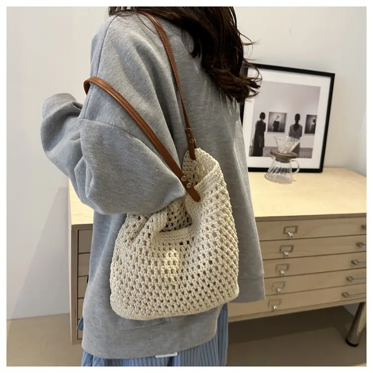 Women's Woven Straw Shoulder Bag Large Capacity New 2025 — feature 28