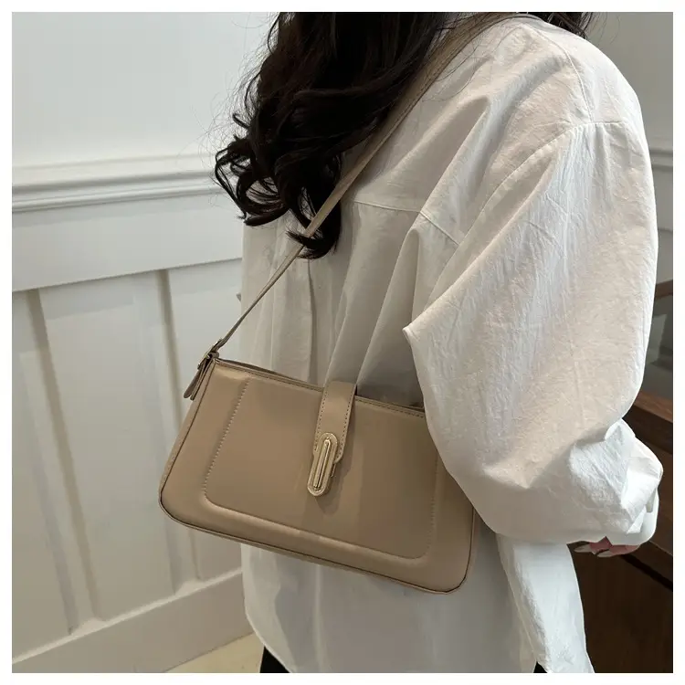White Minimalist Crossbody Bag with Lock Buckle — feature 14