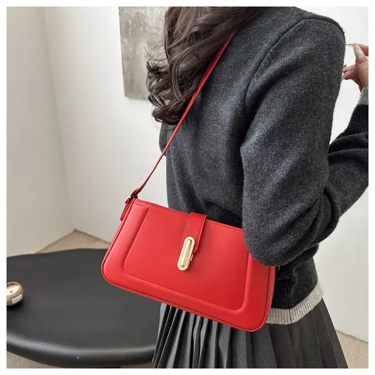 White Minimalist Crossbody Bag with Lock Buckle — feature 8
