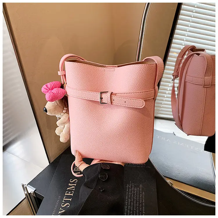 Women's Beige Leather Shoulder Bag with Crossbody Strap — feature 17
