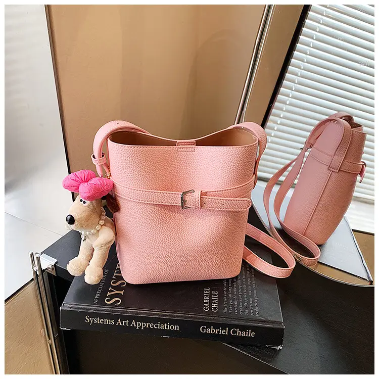 Women's Beige Leather Shoulder Bag with Crossbody Strap — feature 18