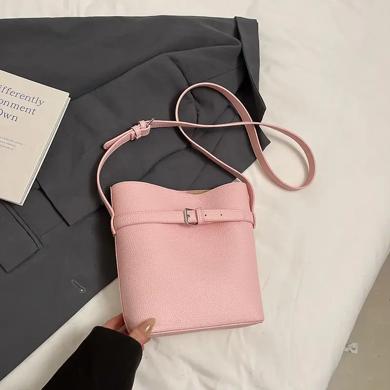 Women's Beige Leather Shoulder Bag with Crossbody Strap - Image 3