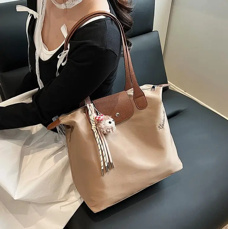 French Hand Carrying Dragon Bag Women's 2025 New - Image 6