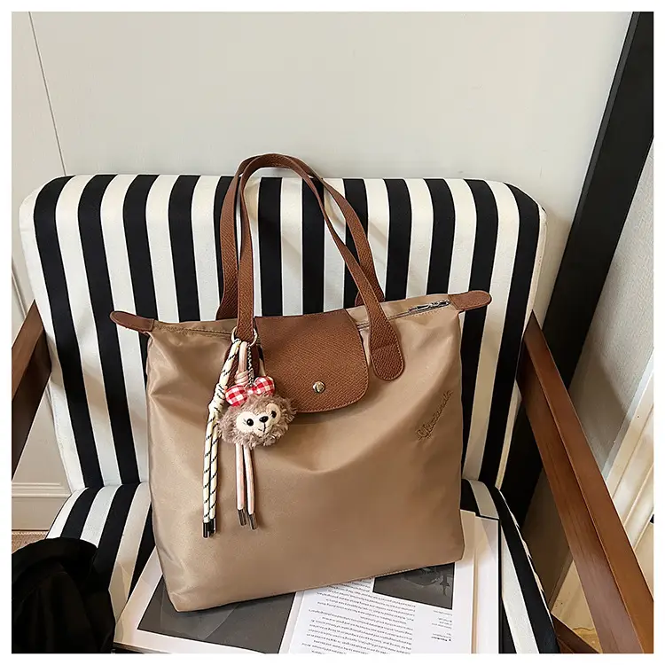 French Hand Carrying Dragon Bag Women's 2025 New — feature 27