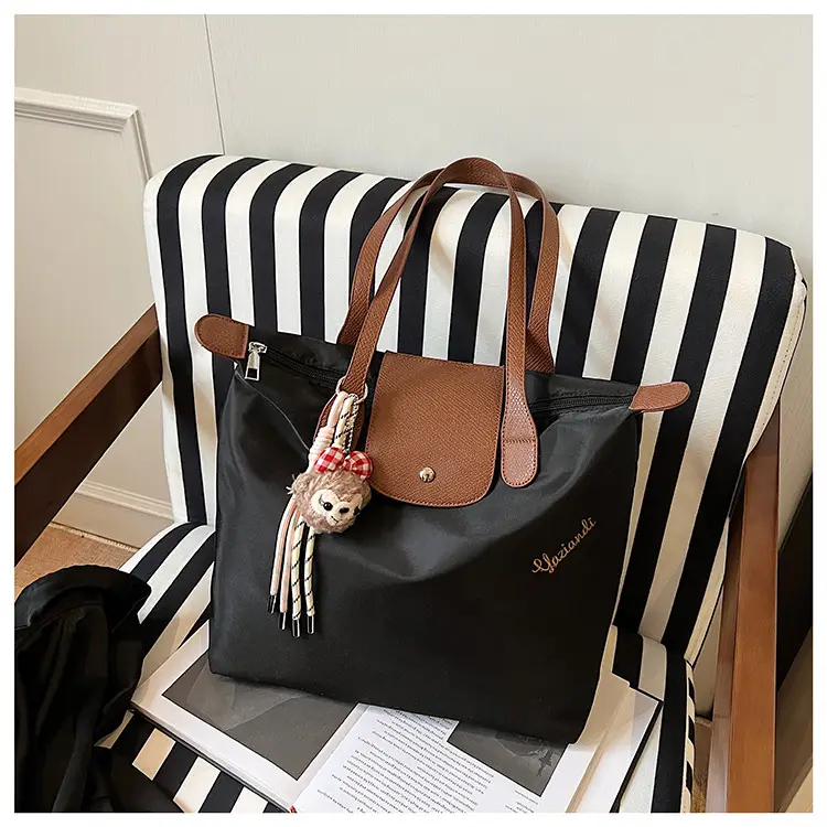 French Hand Carrying Dragon Bag Women's 2025 New — feature 29