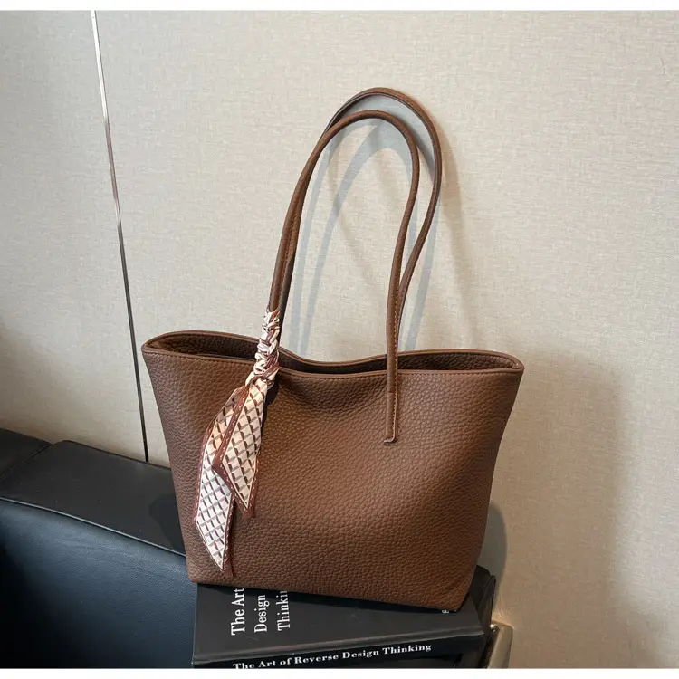 Women's Brown Leather Shoulder Bag Large Capacity 2025 — feature 29