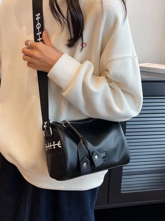 Women's Crossbody Bag Black White 2025 Niche Design - Image 5