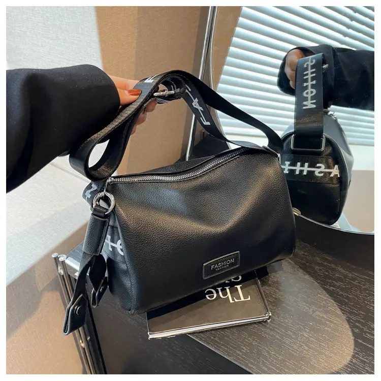Women's Crossbody Bag Black White 2025 Niche Design — feature 24