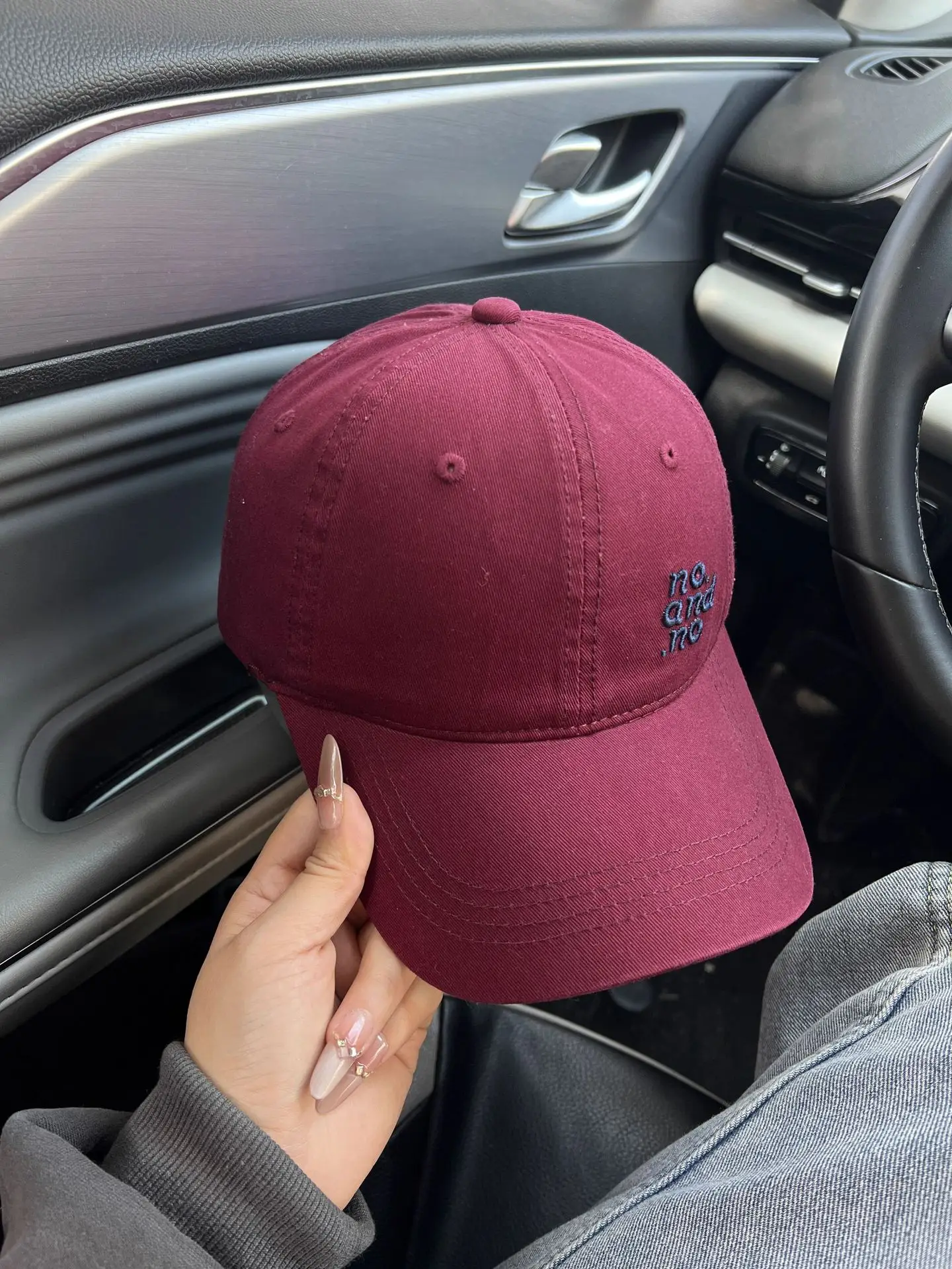 Women's Korean Letter Embroidered Baseball Cap Beige - Image 4