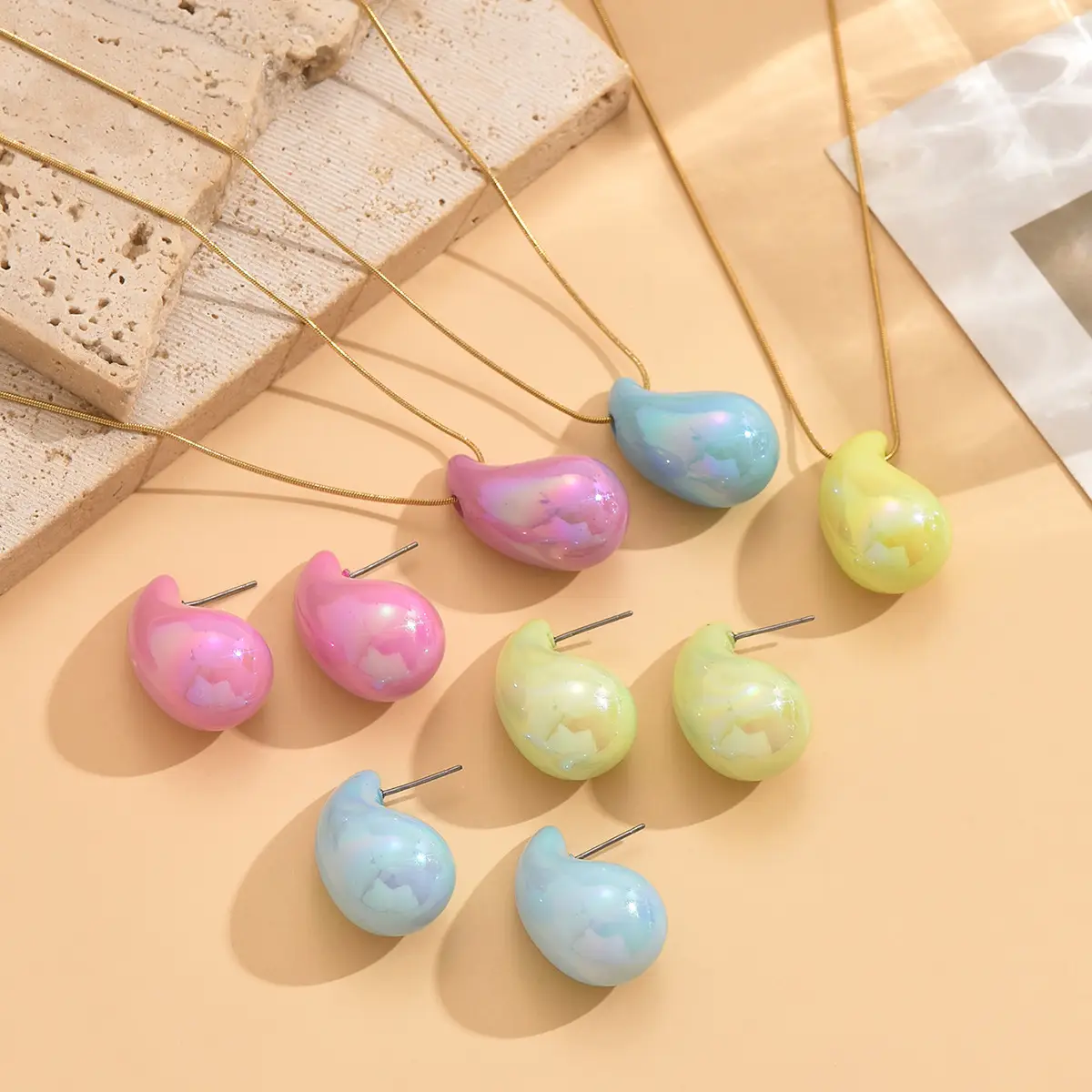 Three-dimensional Magic Color Teardrop Earrings Necklace — feature 1